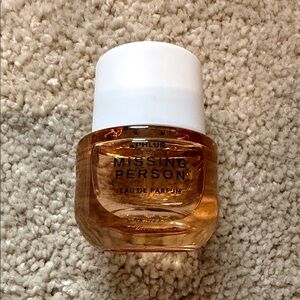 Missing person by Phlur 7 oz perfume